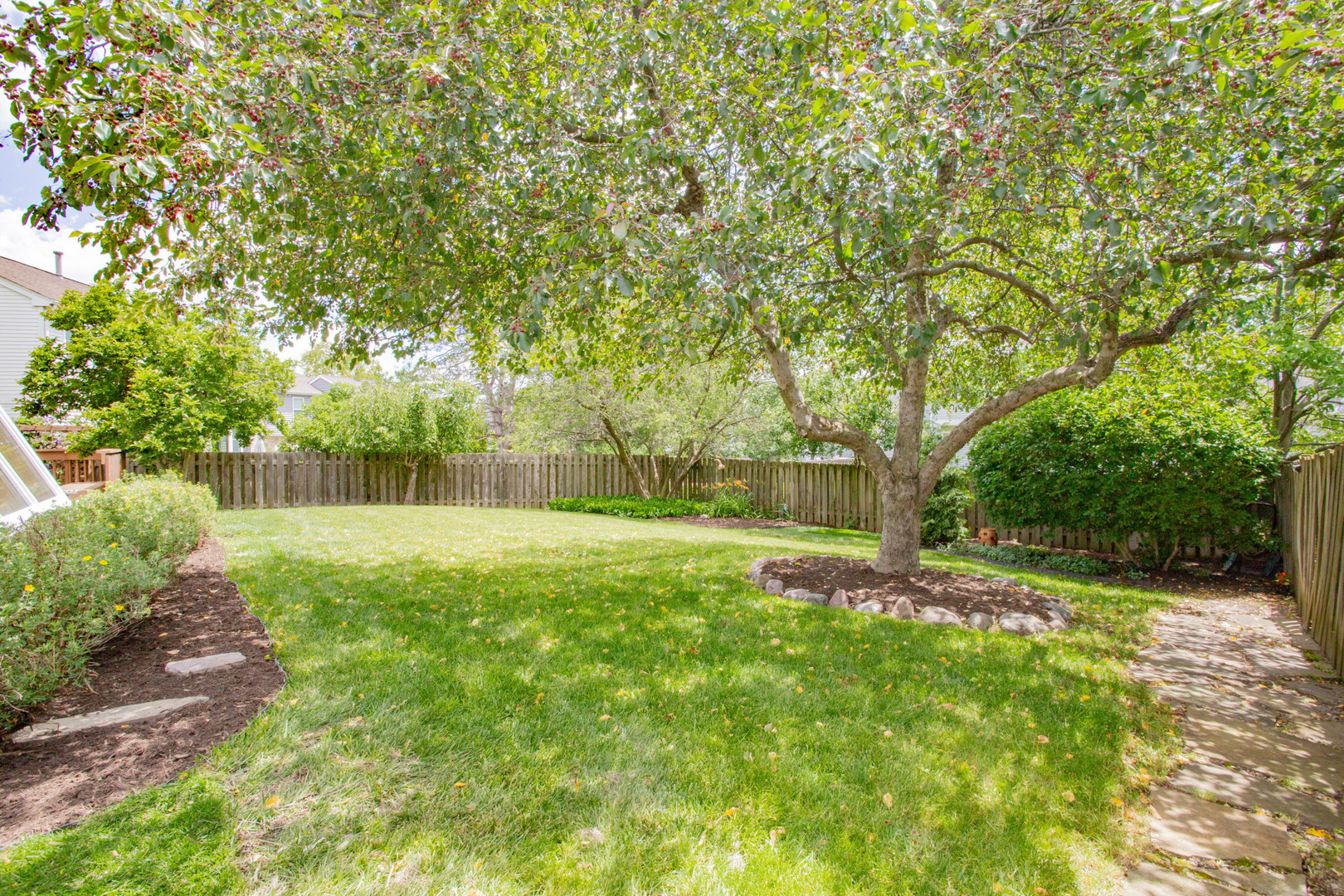 1020 Pembridge Road Lake Zurich, IL 60047 - Photo 41 of 44