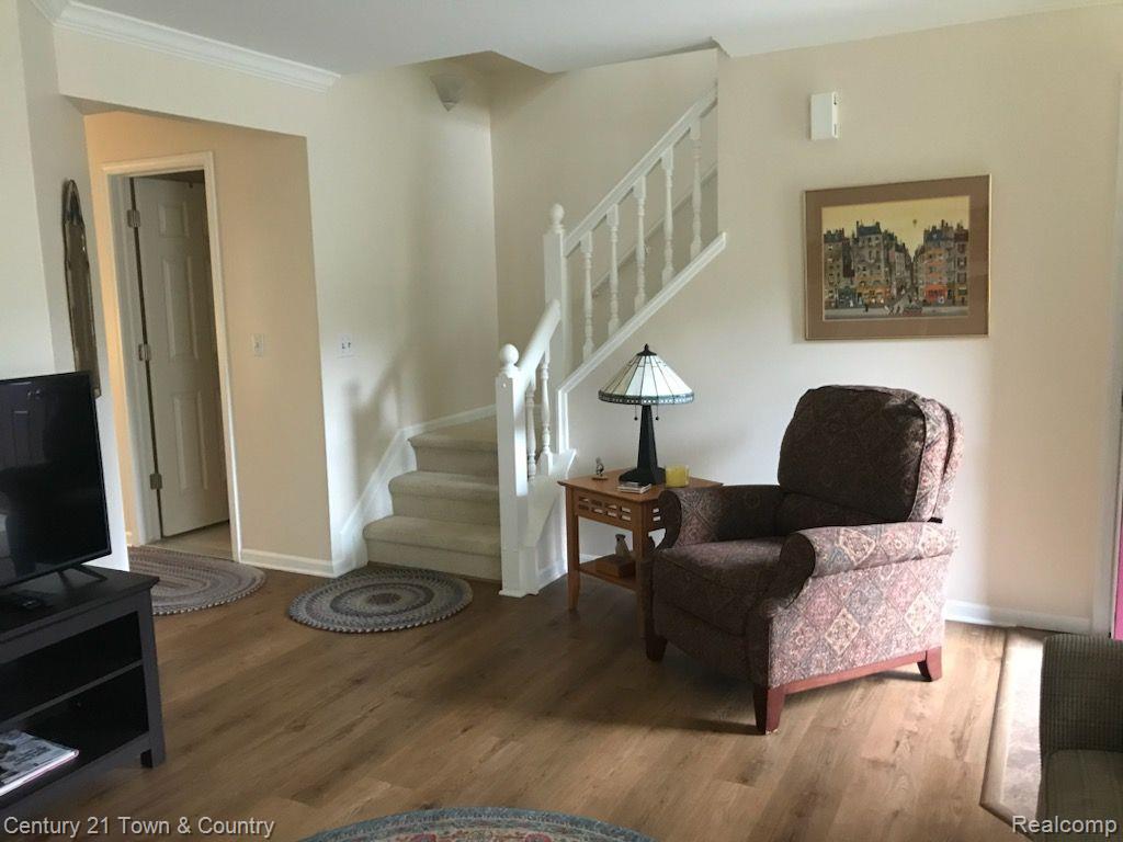 1650 River View Drive, Unit #38 Rochester Hills, MI 48307 - Photo 4 of 33 Gallery Image 4