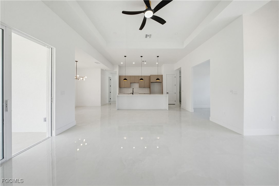 910 North Avenue Lehigh Acres, FL 33972 - Photo 12 of 37