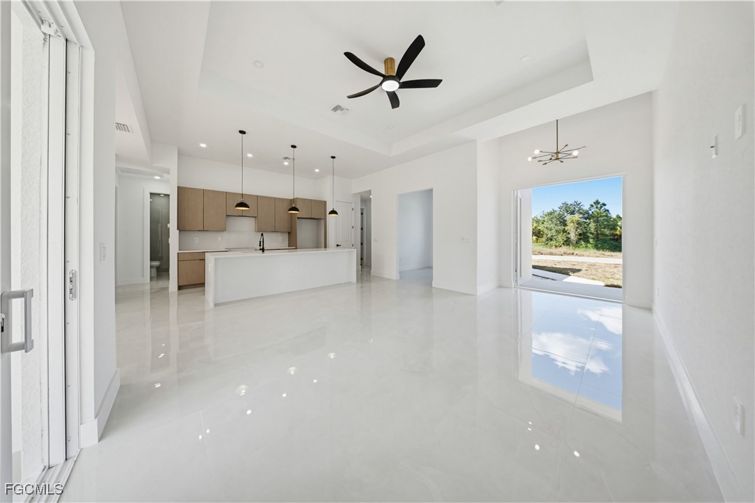 910 North Avenue Lehigh Acres, FL 33972 - Photo 13 of 37