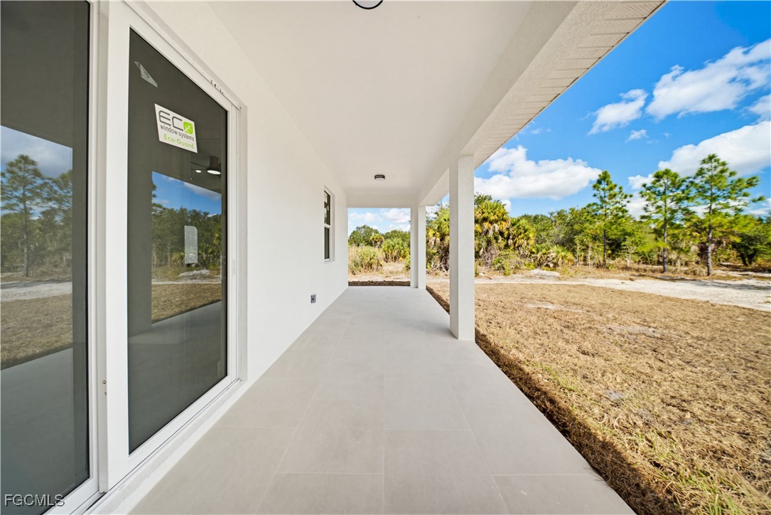 910 North Avenue Lehigh Acres, FL 33972 - Photo 5 of 37