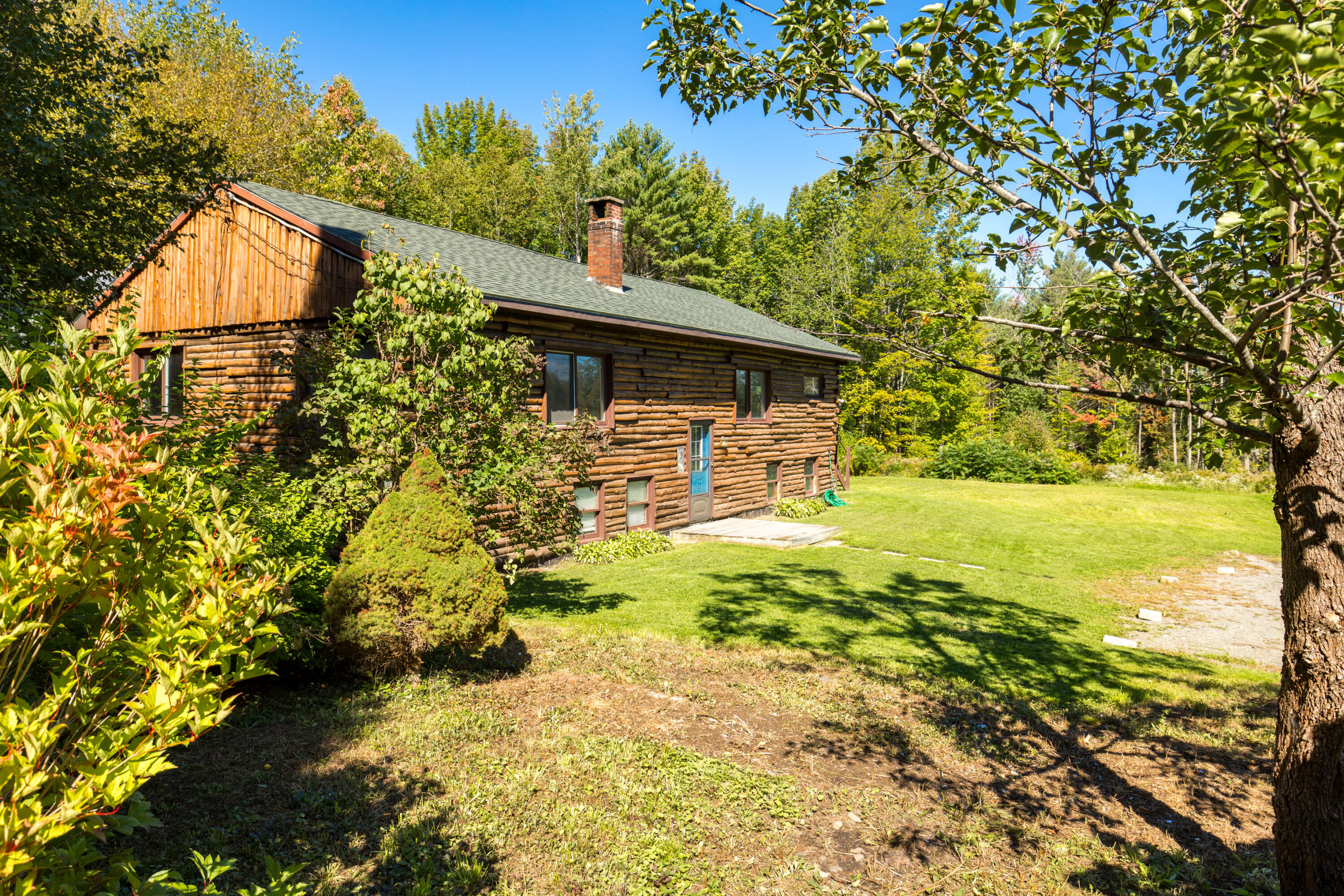 628 Norridgewock Road Fairfield, ME 04937 - Photo 7 of 47 Front