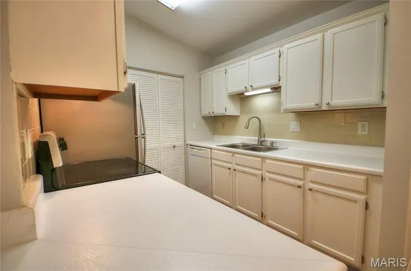 $159,000 | 2337 Sandalwood Creek Court, Unit D, Wildwood, MO 63038