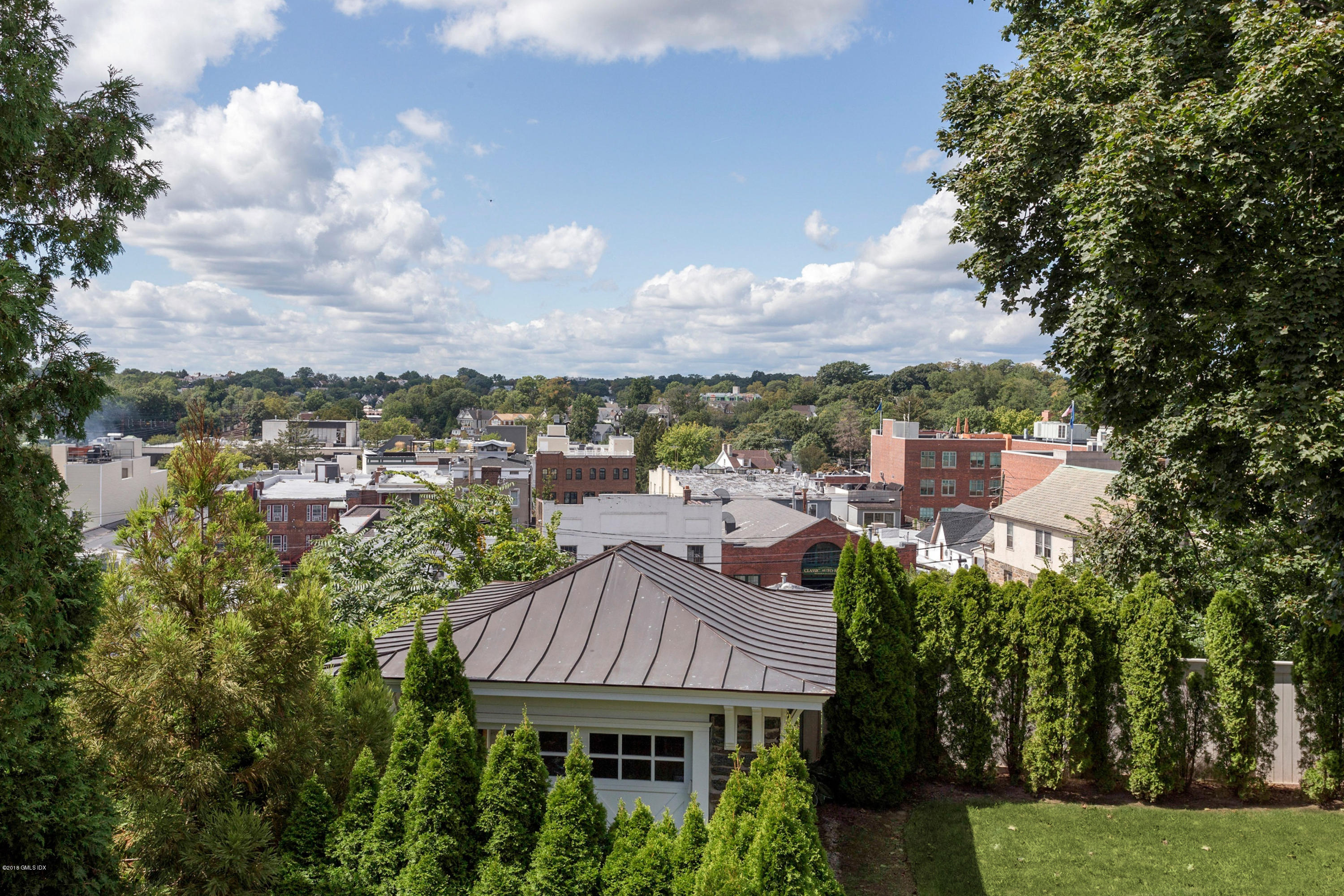 58 Ridge Street Greenwich, CT 06830 - Photo 3 of 29