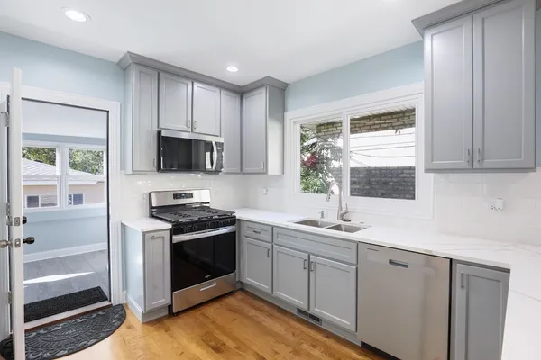 $440,000 | 1702 South 4th Avenue, Maywood, IL 60153