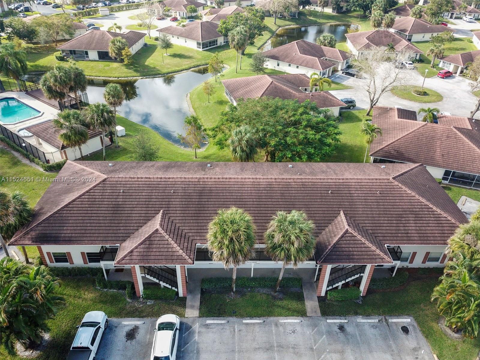 9849 Three Lakes Circle, Unit 9849 Boca Raton, FL 33428 - Photo 5 of 69 Gallery Image 5