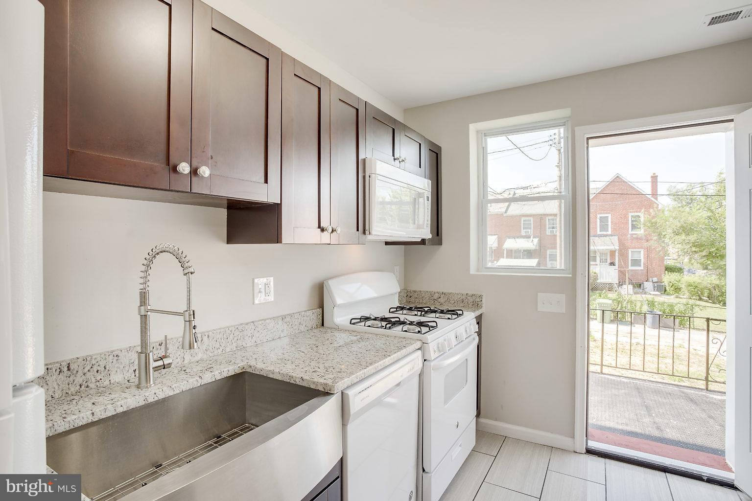 3934 Annellen Road Baltimore, MD 21215 - Photo 15 of 30 Kitchen