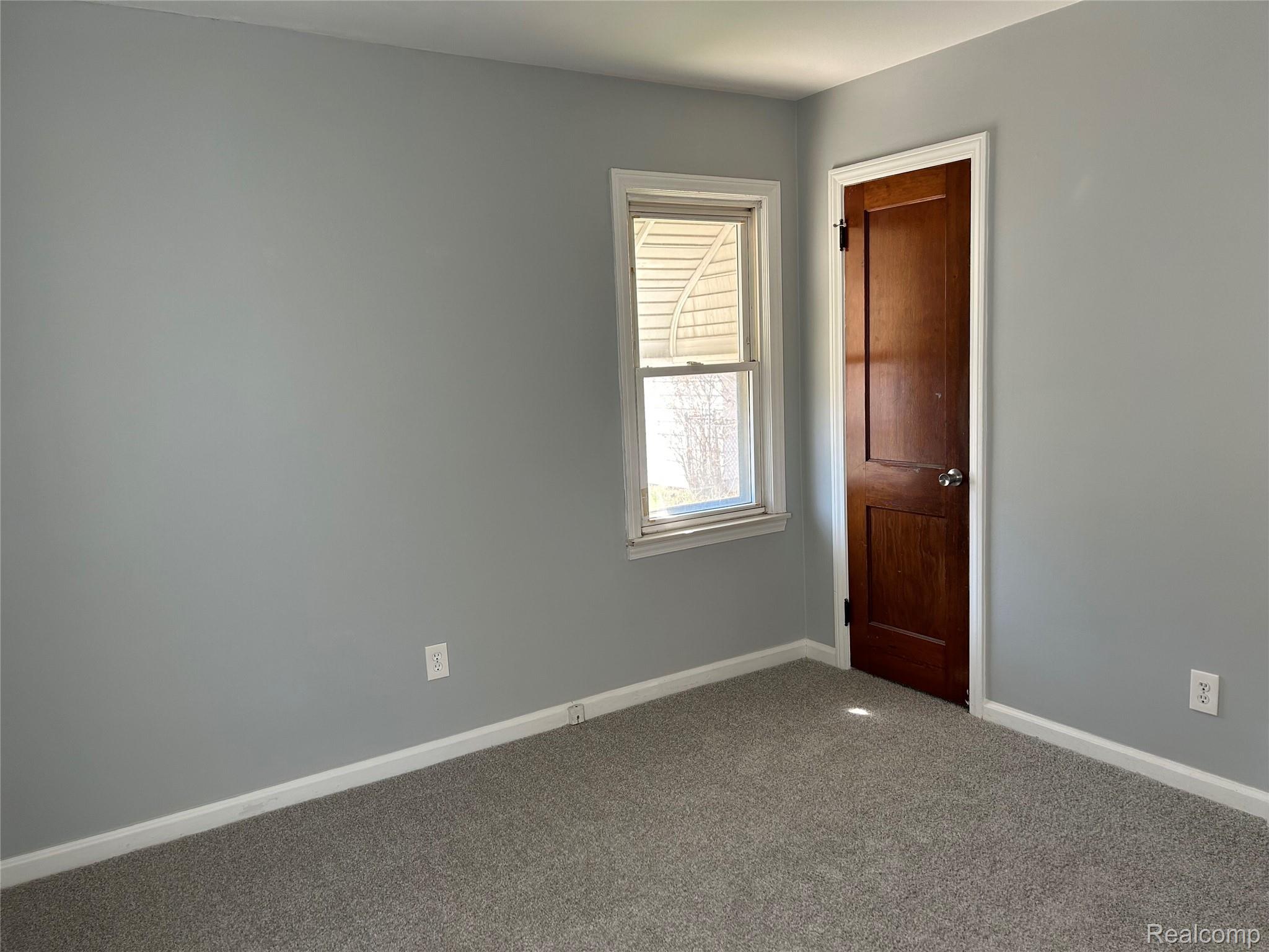 7546 Sterling Street Center Line, MI 48015 - Photo 16 of 29 IMG_6684.jpeg