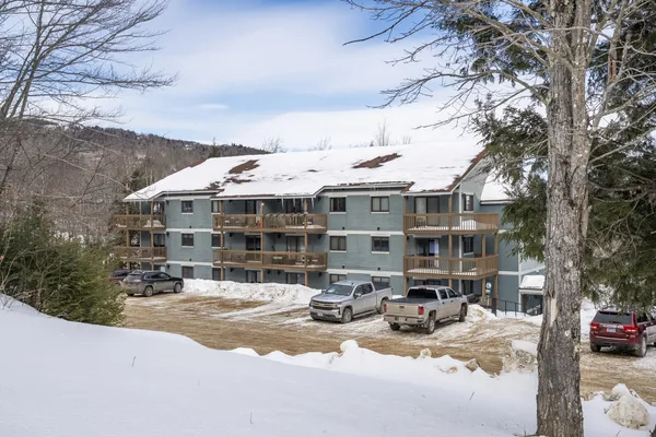 $350,000 | 8 Moonstruck Drive, Unit B303, Newry, ME 04261