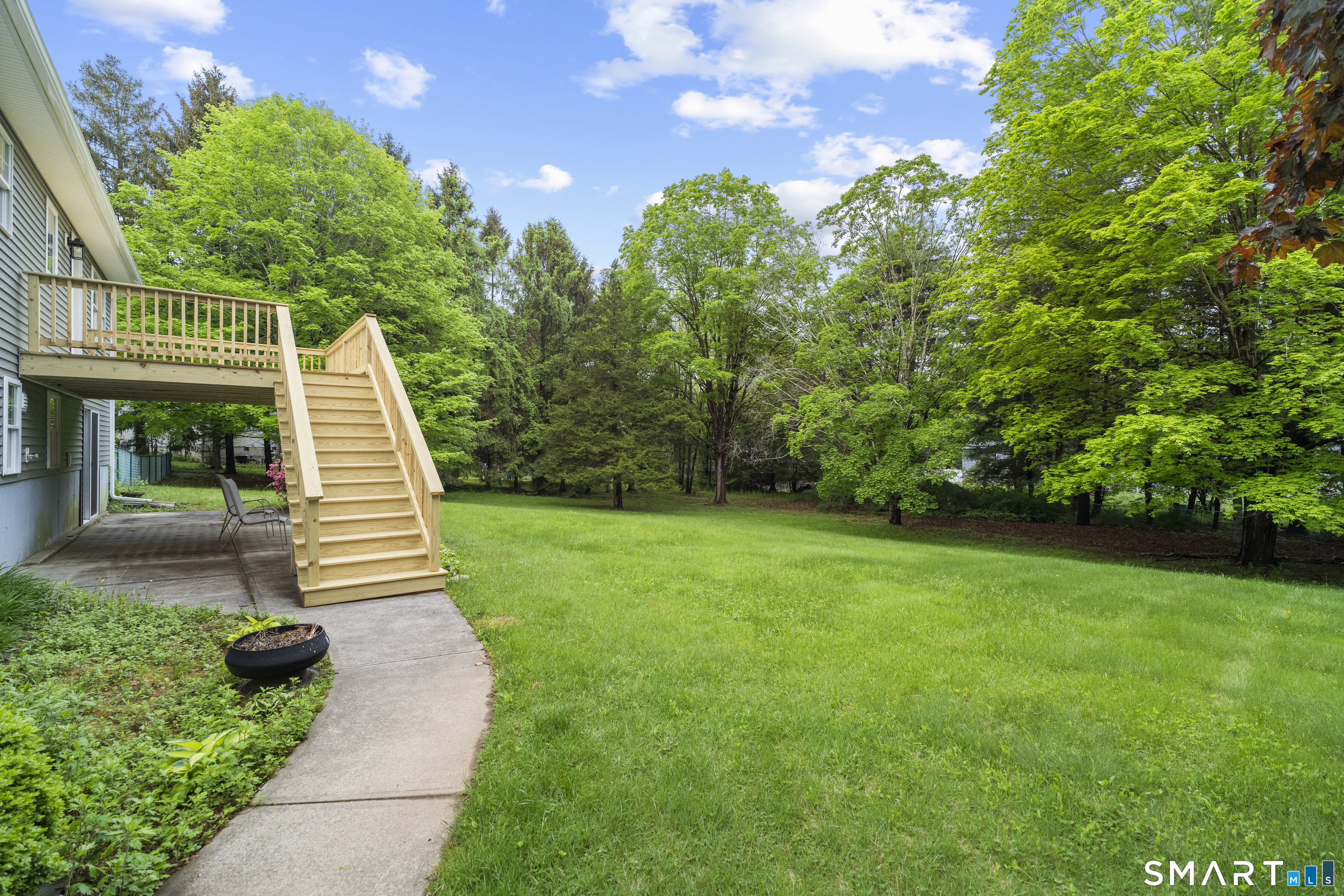 831 Nut Plains Road Guilford, CT 06437 - Photo 26 of 30
