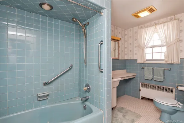 $699,000 | 2530 Parkview Place, Baldwin, NY 11510