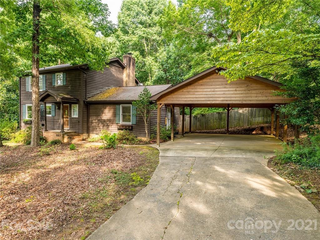 857 Pinebranch Road Rock Hill, SC 29730 - Photo 2 of 30 a front view of a house with a garden