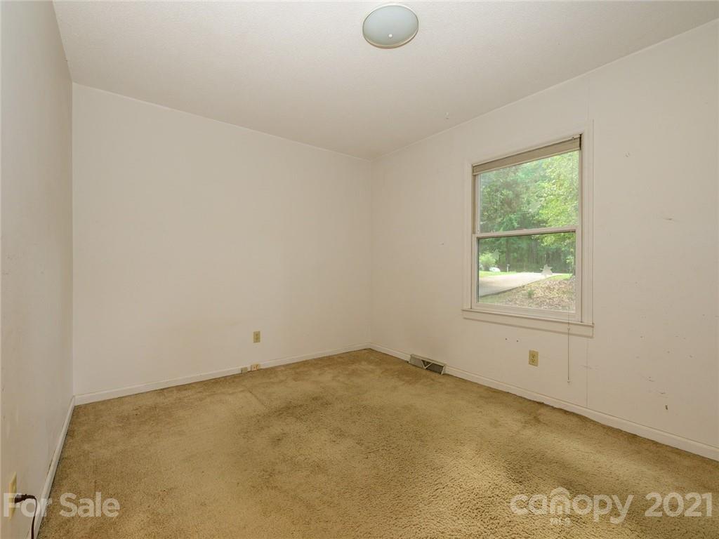 857 Pinebranch Road Rock Hill, SC 29730 - Photo 19 of 30 an empty room with windows