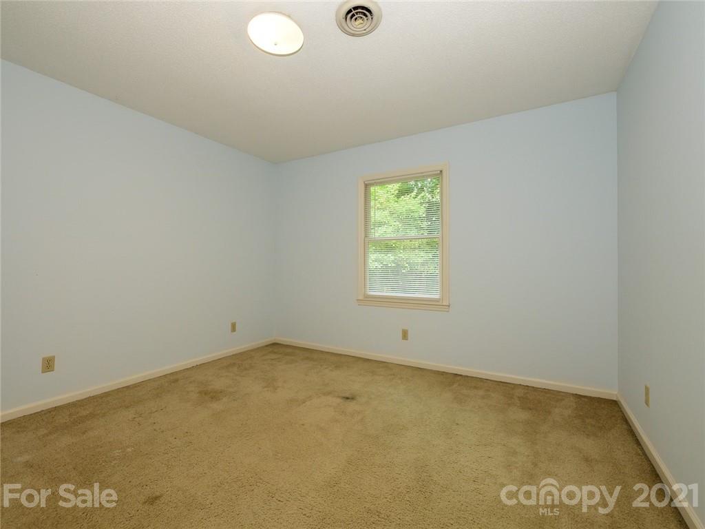 857 Pinebranch Road Rock Hill, SC 29730 - Photo 22 of 30 an empty room with a window