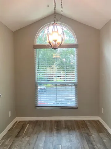 $1,250 | 8642 Mallard Reserve Drive, Unit 201, Tampa, FL 33614