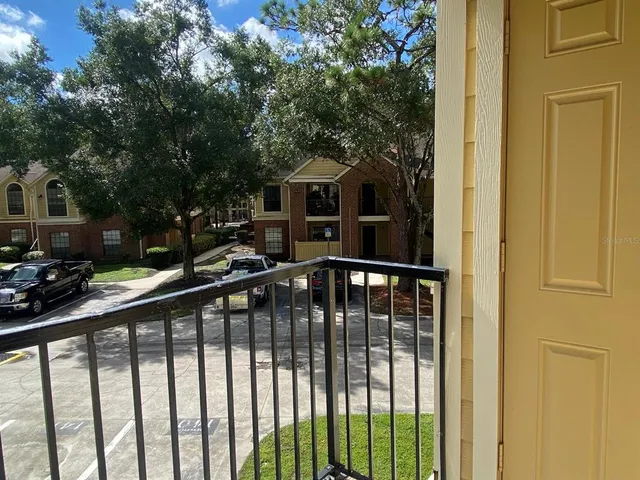 $1,250 | 8642 Mallard Reserve Drive, Unit 201, Tampa, FL 33614