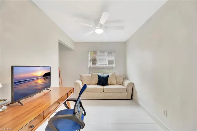 $2,250 | 1925 Courtyard Way, Unit F101, Naples, FL 34112