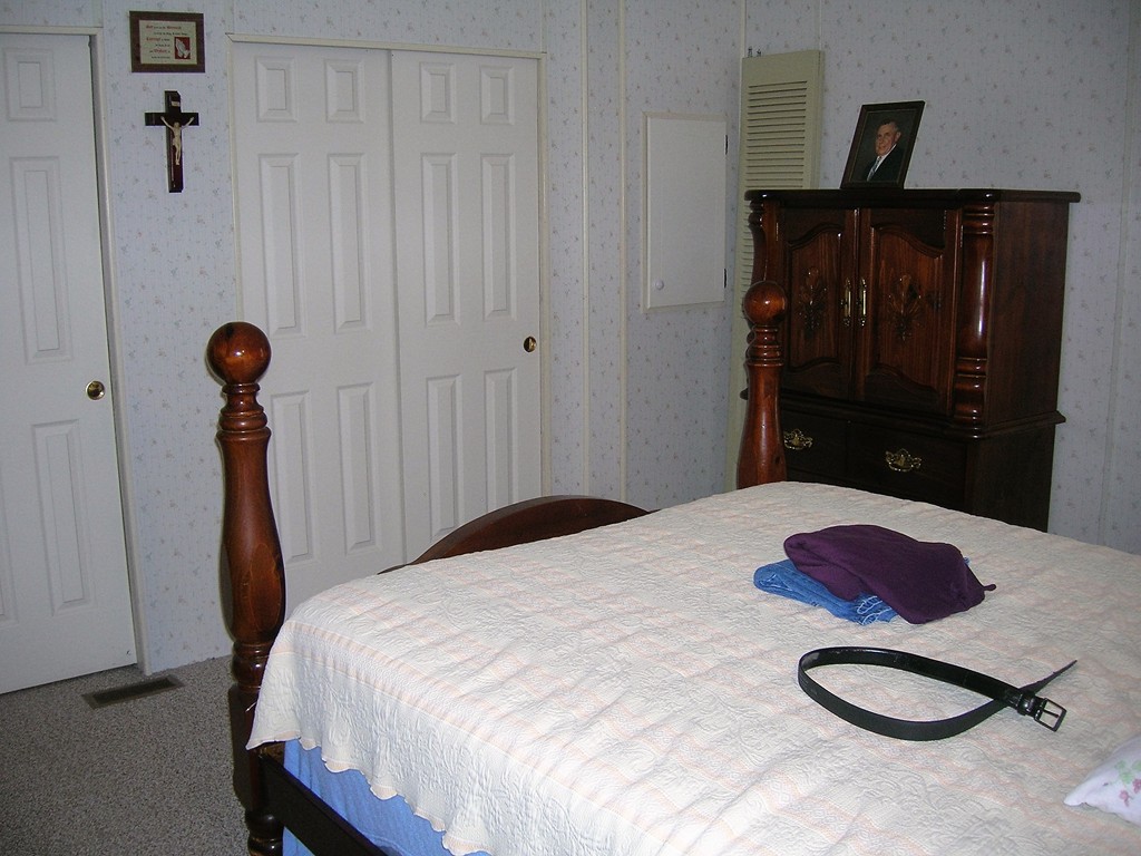 4 Wampanoag Road Taunton, MA 02780 - Photo 2 of 8 Gallery Image 2