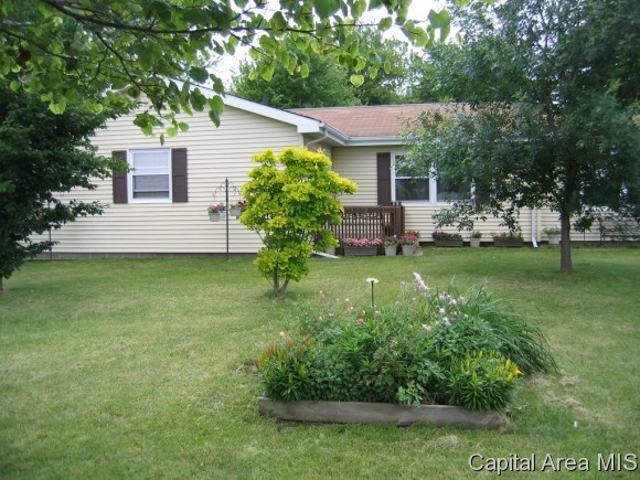 18875 Boggs Road Virden, IL 62690 - Photo 1 of 23