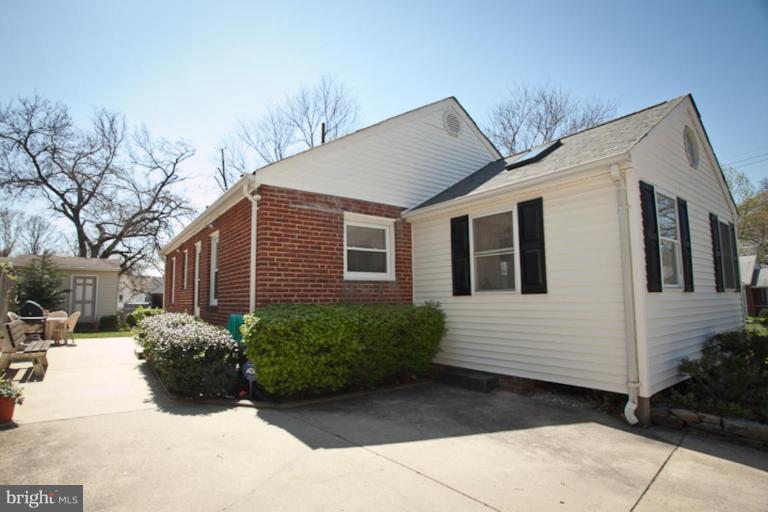 11503 Galt Avenue Silver Spring, MD 20902 - Photo 3 of 25 Exterior #2