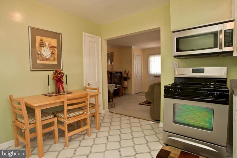 11503 Galt Avenue Silver Spring, MD 20902 - Photo 5 of 25 Kitchen #3