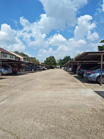 $1,750 | 2252 Shadowdale Drive, Unit 362, Houston, TX 77043