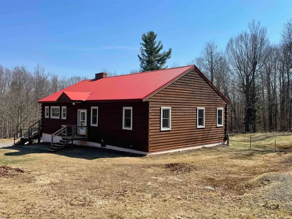 $565,000 | 533 Juniper Hill Road, Stoddard, NH 03464