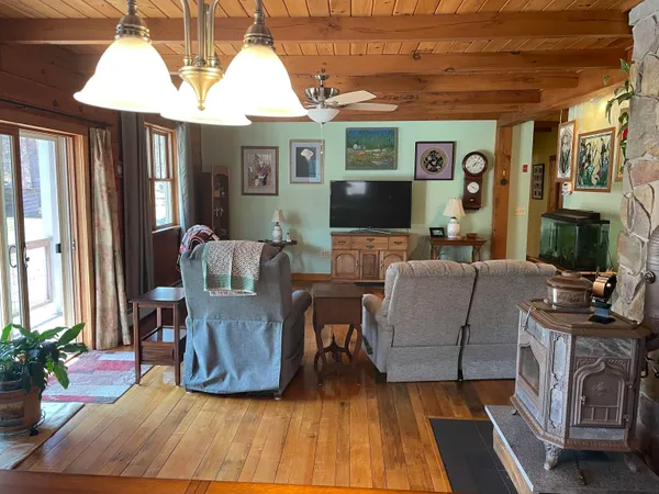 $565,000 | 533 Juniper Hill Road, Stoddard, NH 03464