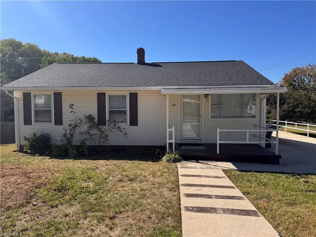 $1,500 | 1413 Maple Street, Greensboro, NC 27405