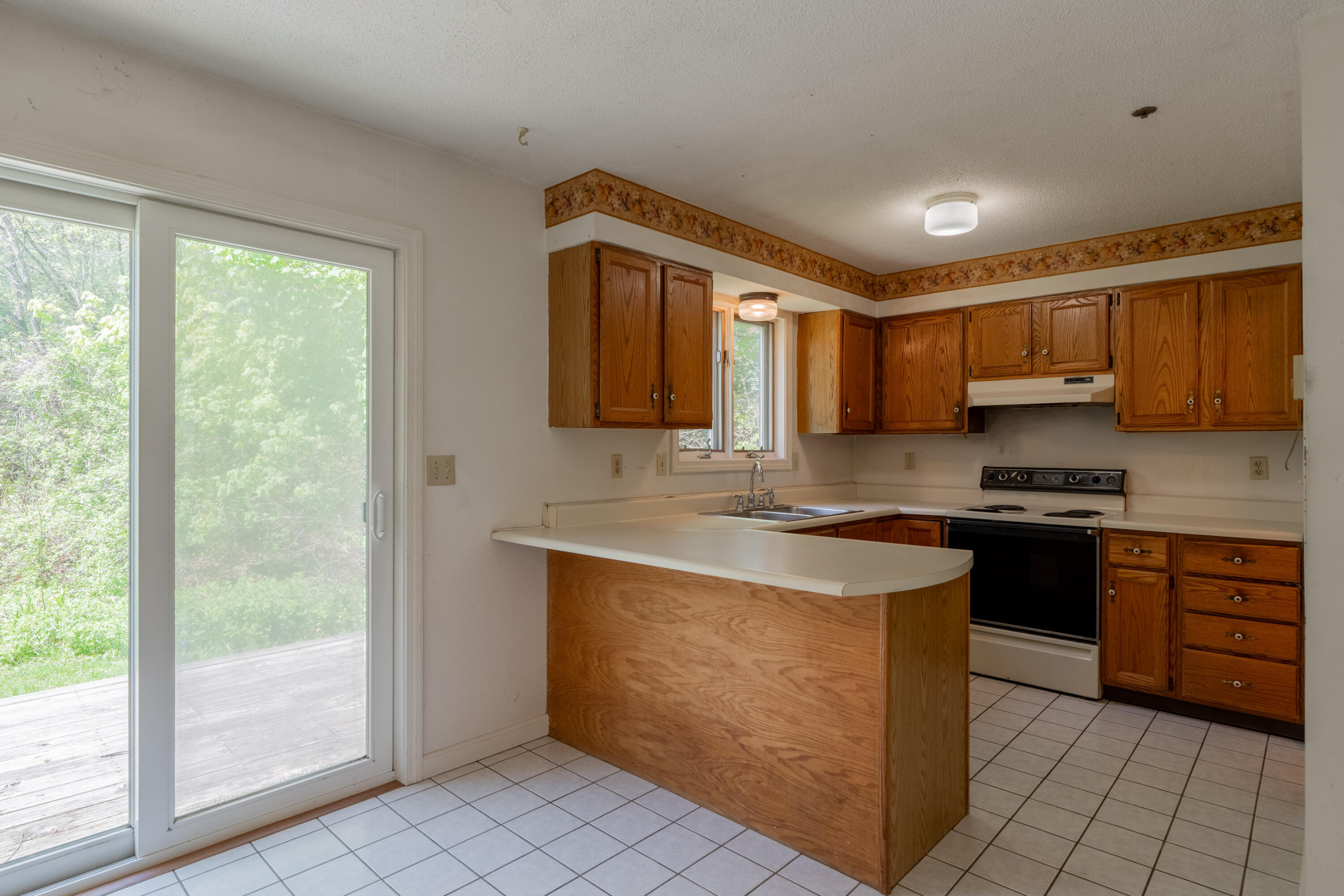 48 Pine Hill Drive, Unit 48 Bath, ME 04530 - Photo 9 of 47 3.Interior-4