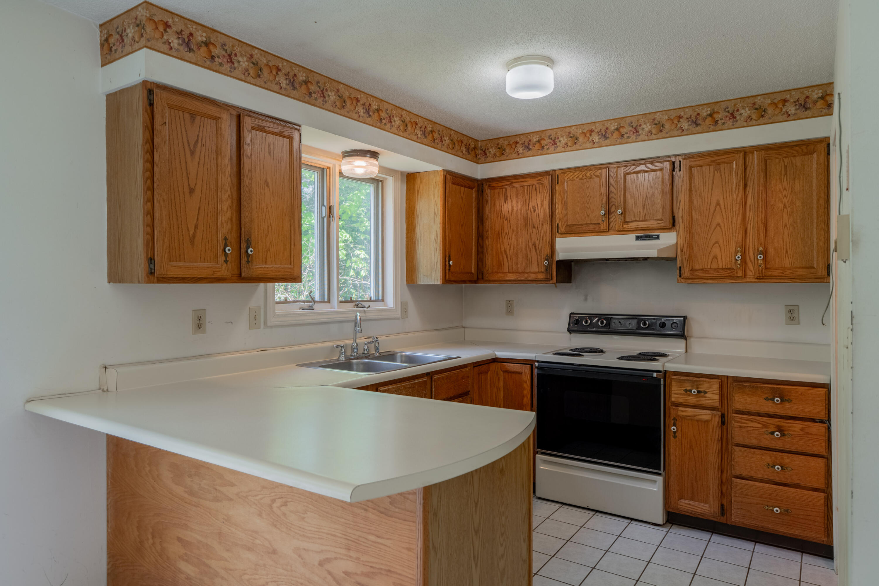 48 Pine Hill Drive, Unit 48 Bath, ME 04530 - Photo 10 of 47 3.Interior-5