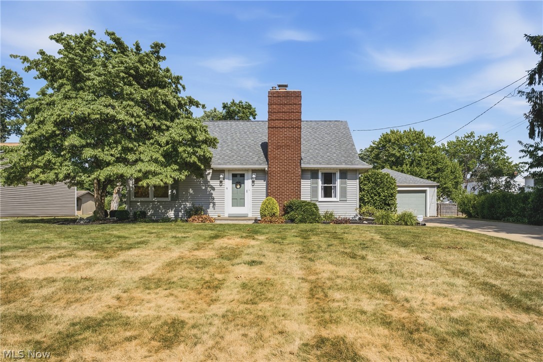 214 Grandview Avenue Northwest Canton, OH 44708 - Photo 2 of 35