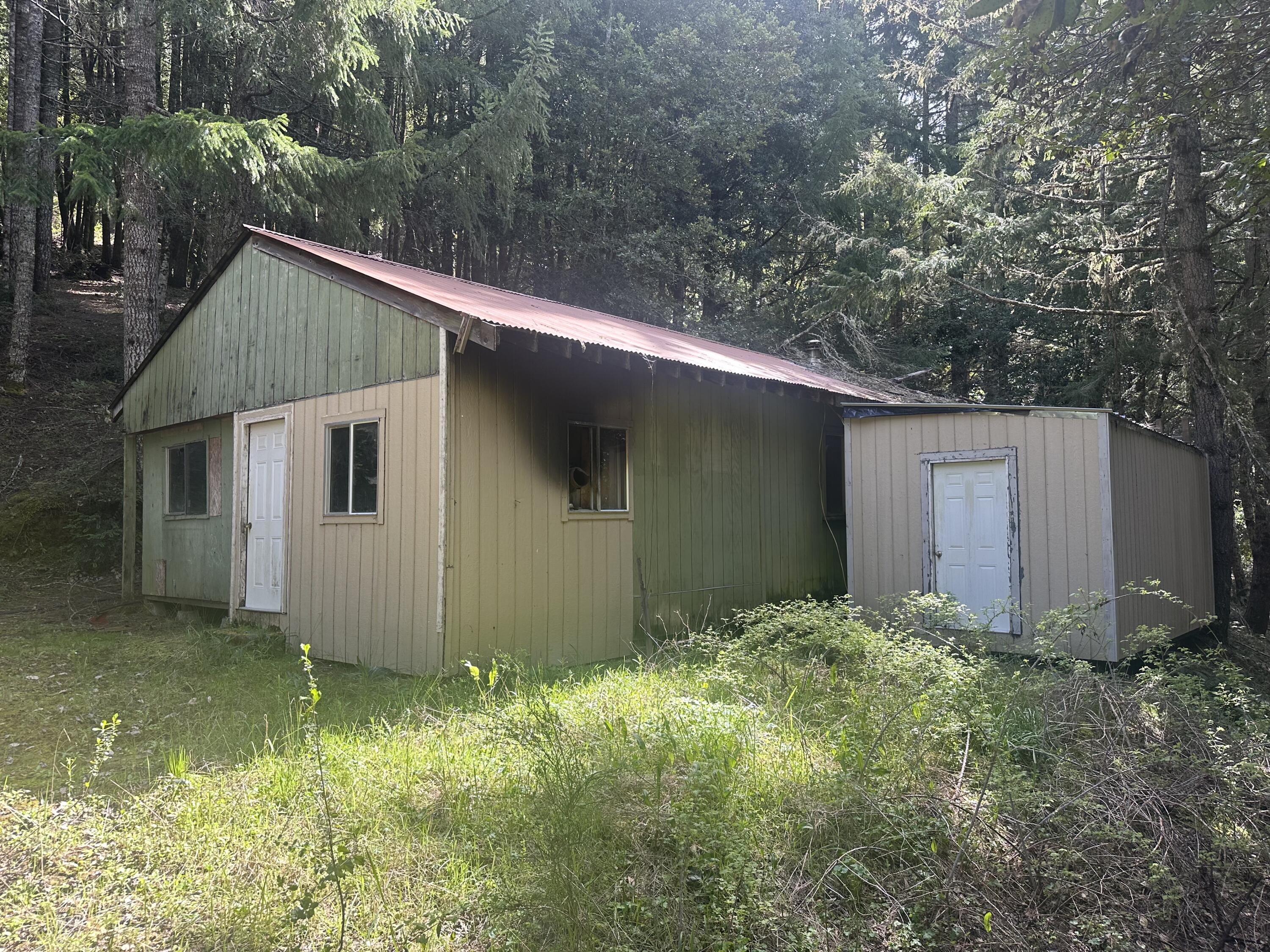 19624 Dyerville Loop Road Myers Flat, CA 95554 - Photo 5 of 9