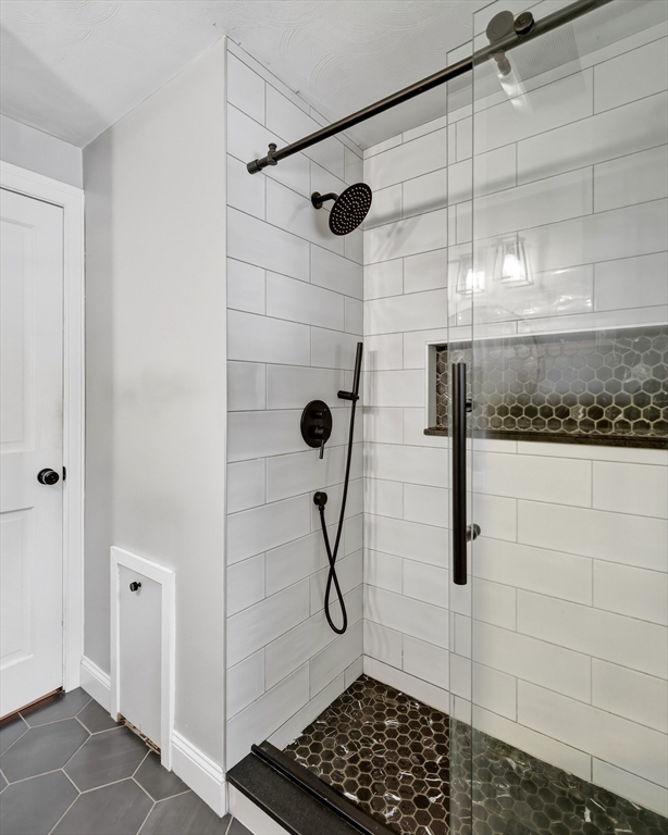 75 Clematis Road Agawam, MA 01001 - Photo 25 of 38