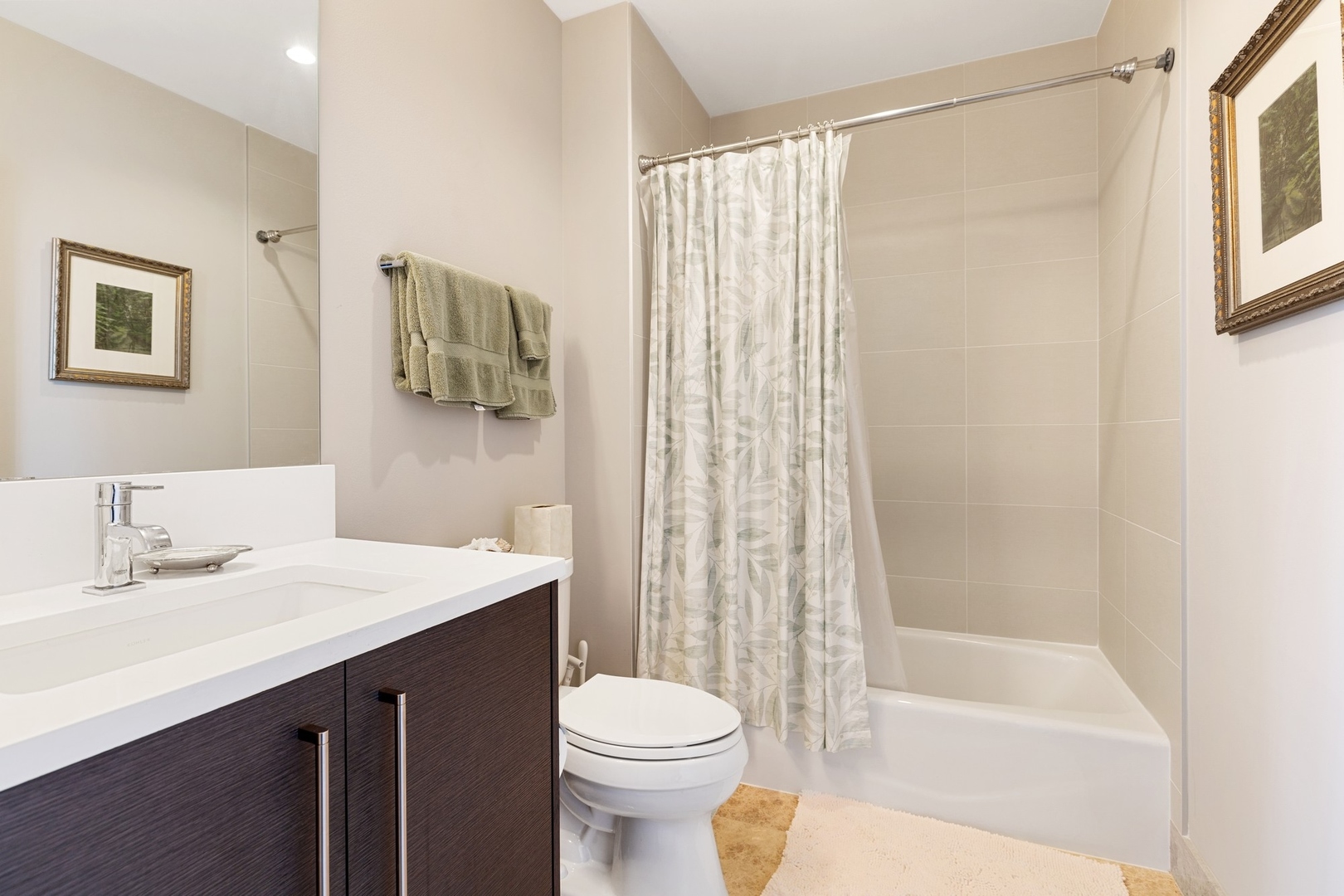 1201 South Prairie Avenue, Unit 805 Chicago, IL 60605 - Photo 16 of 23 a bathroom with a sink a toilet and shower