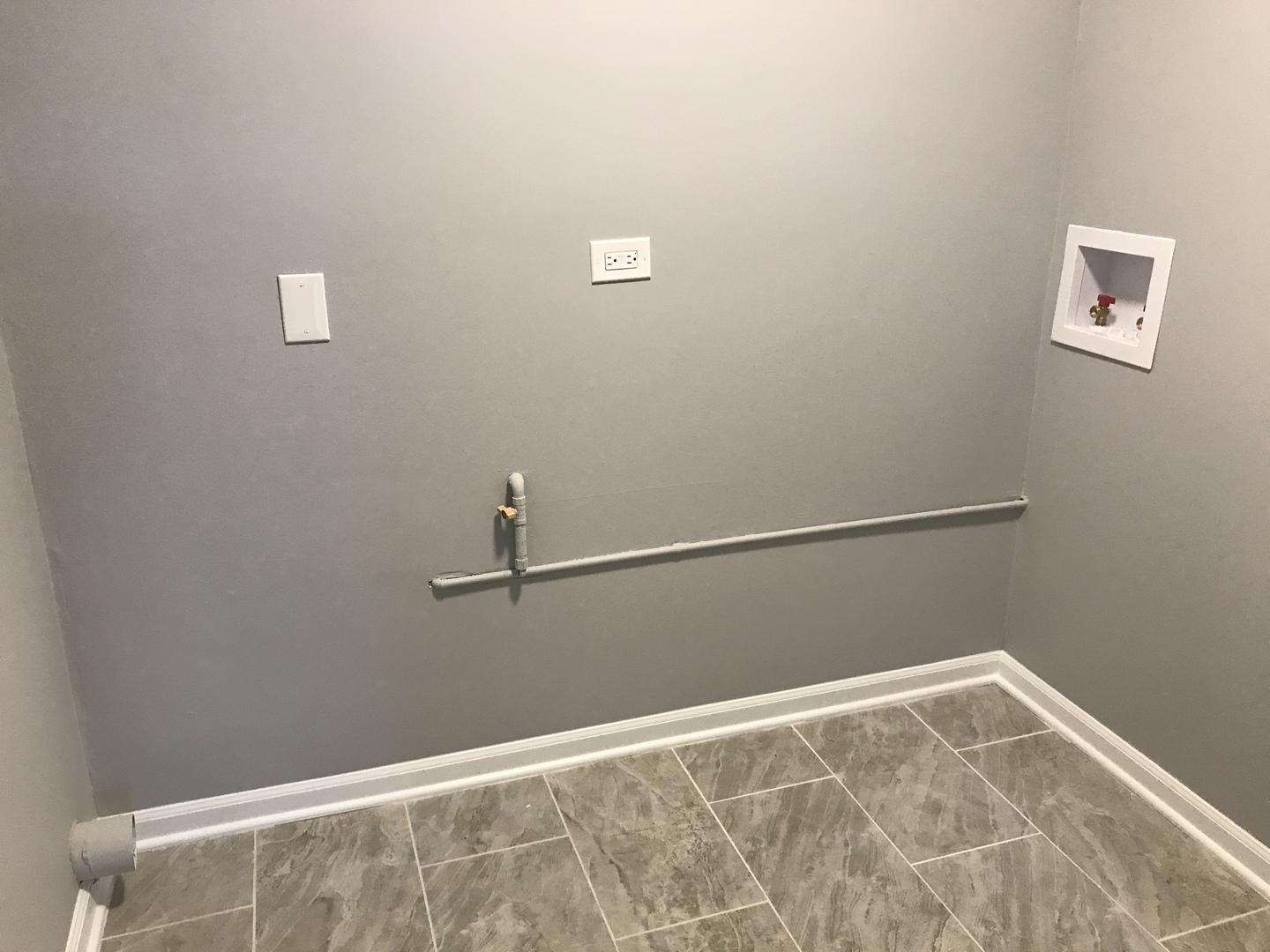 75 Saugatuck Road Montgomery, IL 60538 - Photo 16 of 22 a view of a small space