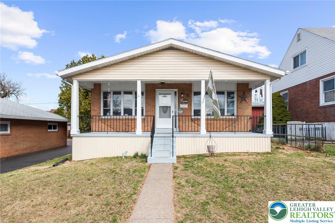 935 Marion Street Bethlehem, PA 18017 - Photo 1 of 20 a front view of a house with garden