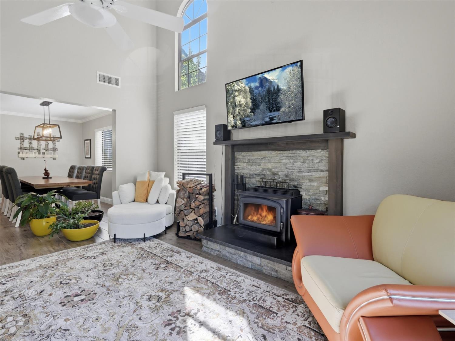 40518 Saddleback Road Bass Lake, CA 93604 - Photo 8 of 36 Gallery Image 8