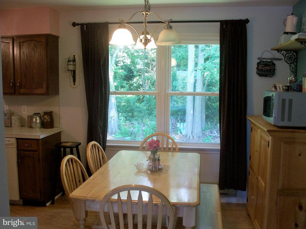 77 Browning Road Lancaster, PA 17602 - Photo 5 of 17 Gallery Image 5