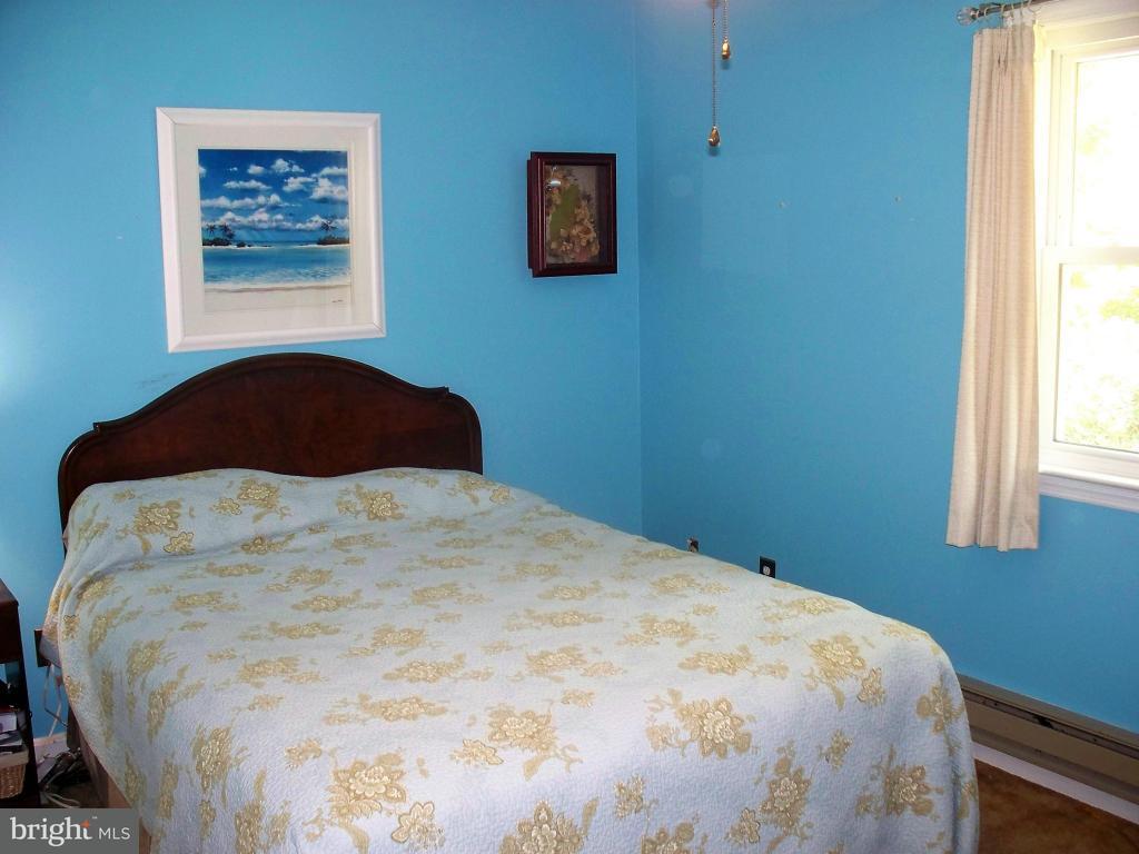 77 Browning Road Lancaster, PA 17602 - Photo 8 of 17 Gallery Image 8