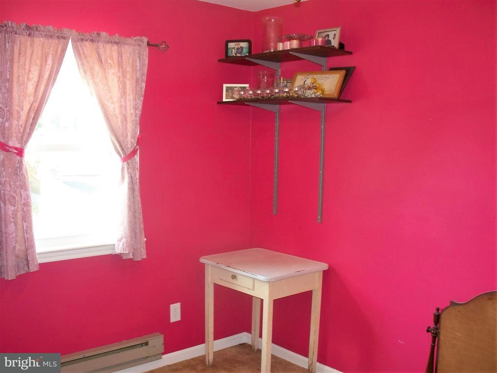 77 Browning Road Lancaster, PA 17602 - Photo 10 of 17 Gallery Image 10