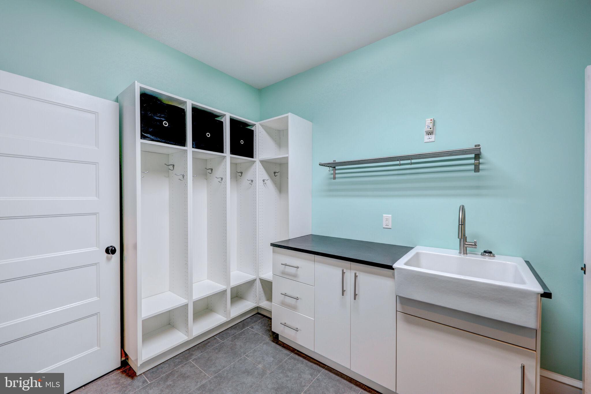 27807 Round Pole Bridge Road Milton, DE 19968 - Photo 26 of 71 Laundry Room