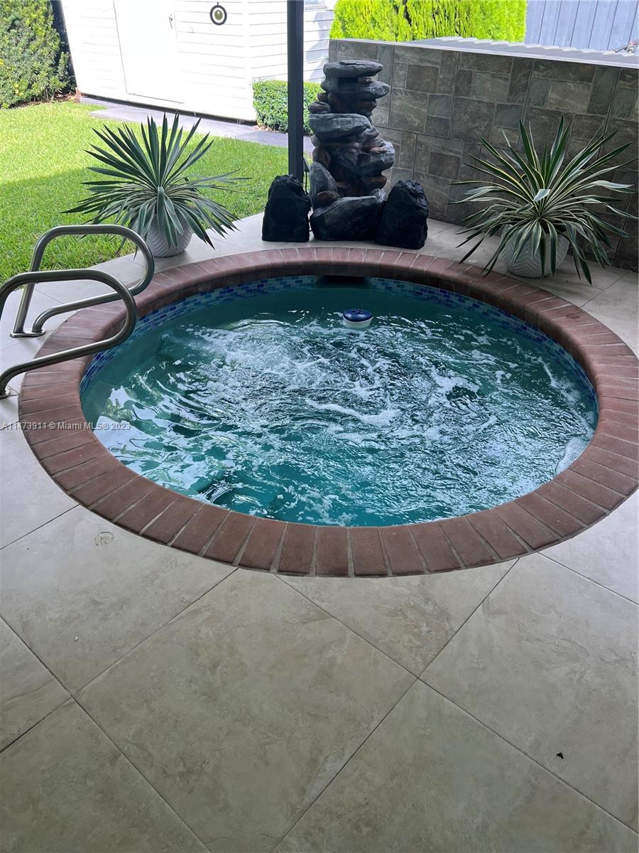 4610 Southwest 89th Place Miami, FL 33165 - Photo 30 of 52 a view of a interior in a house