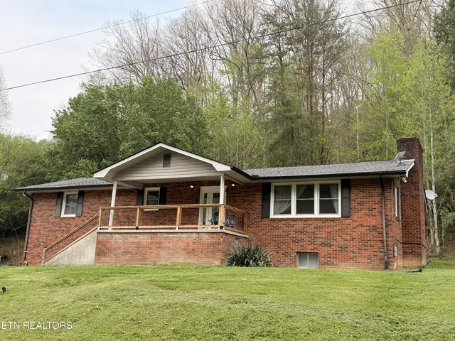 $265,000 | 739 Rock Creek Lane, La Follette, TN 37766