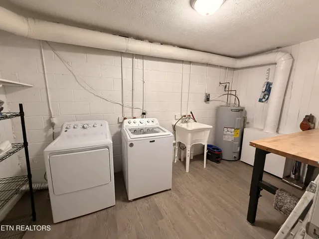 $265,000 | 739 Rock Creek Lane, La Follette, TN 37766