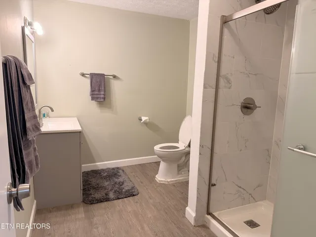 $265,000 | 739 Rock Creek Lane, La Follette, TN 37766