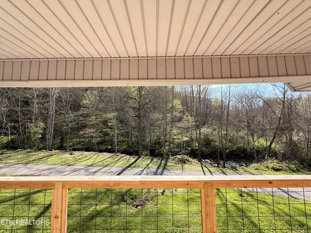 $265,000 | 739 Rock Creek Lane, La Follette, TN 37766