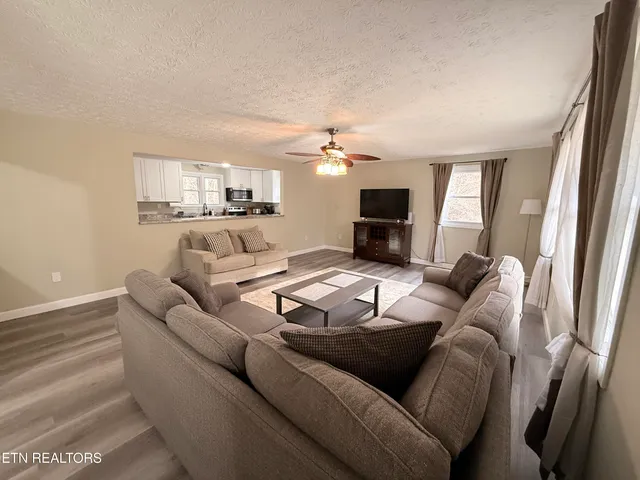 $265,000 | 739 Rock Creek Lane, La Follette, TN 37766