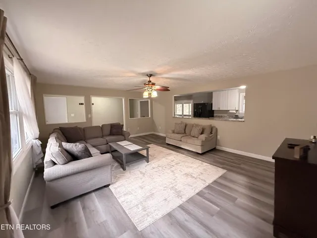 $265,000 | 739 Rock Creek Lane, La Follette, TN 37766