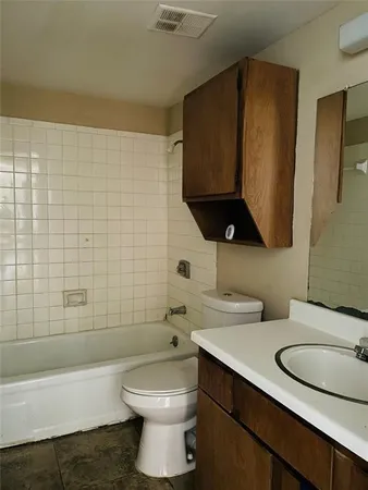 $49,000 | 13480 South Thorntree Drive, Unit 910, Houston, TX 77015